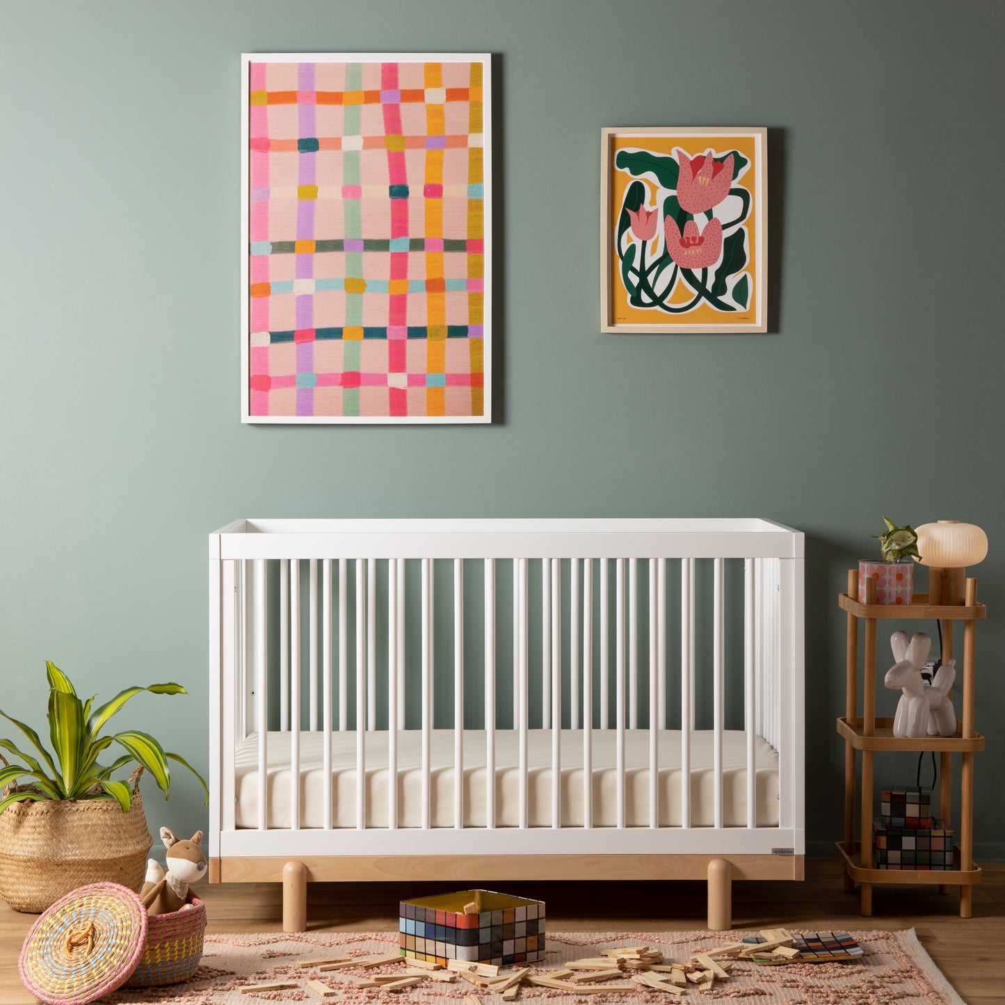 Bliss 4-in-1 convertible crib, white/natural