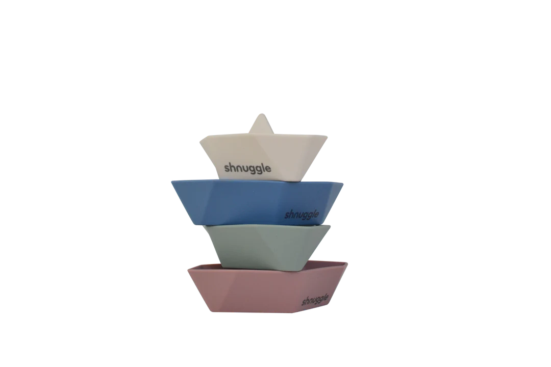 Shnuggle Stack and Sail Bath Boat Toys