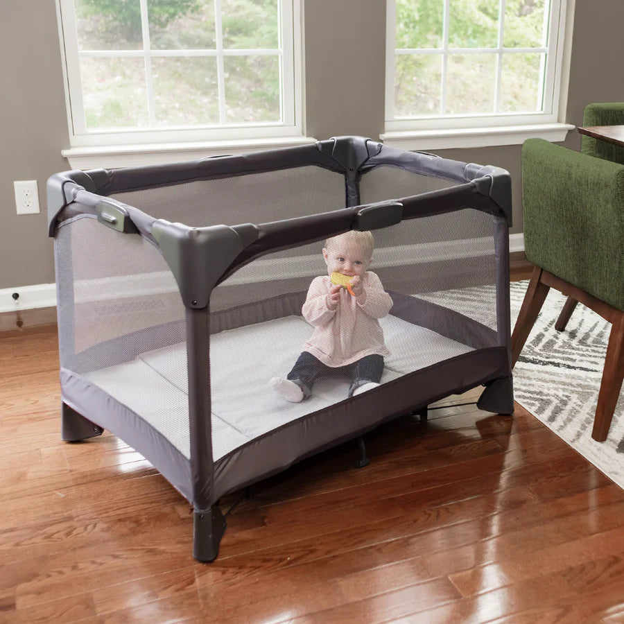 4moms breezeGO Playard