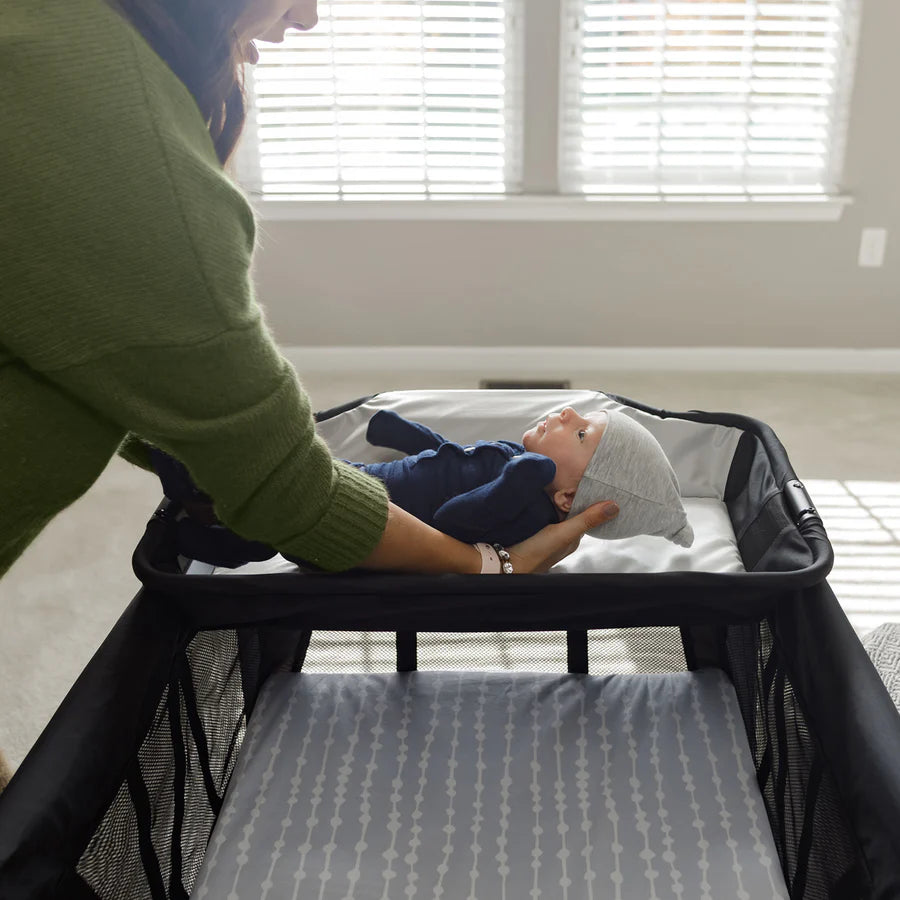 4moms breezePlus Playard