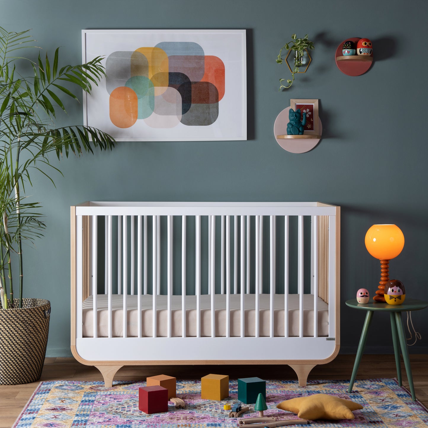 Jolly 3-in-1 convertible crib - white/natural