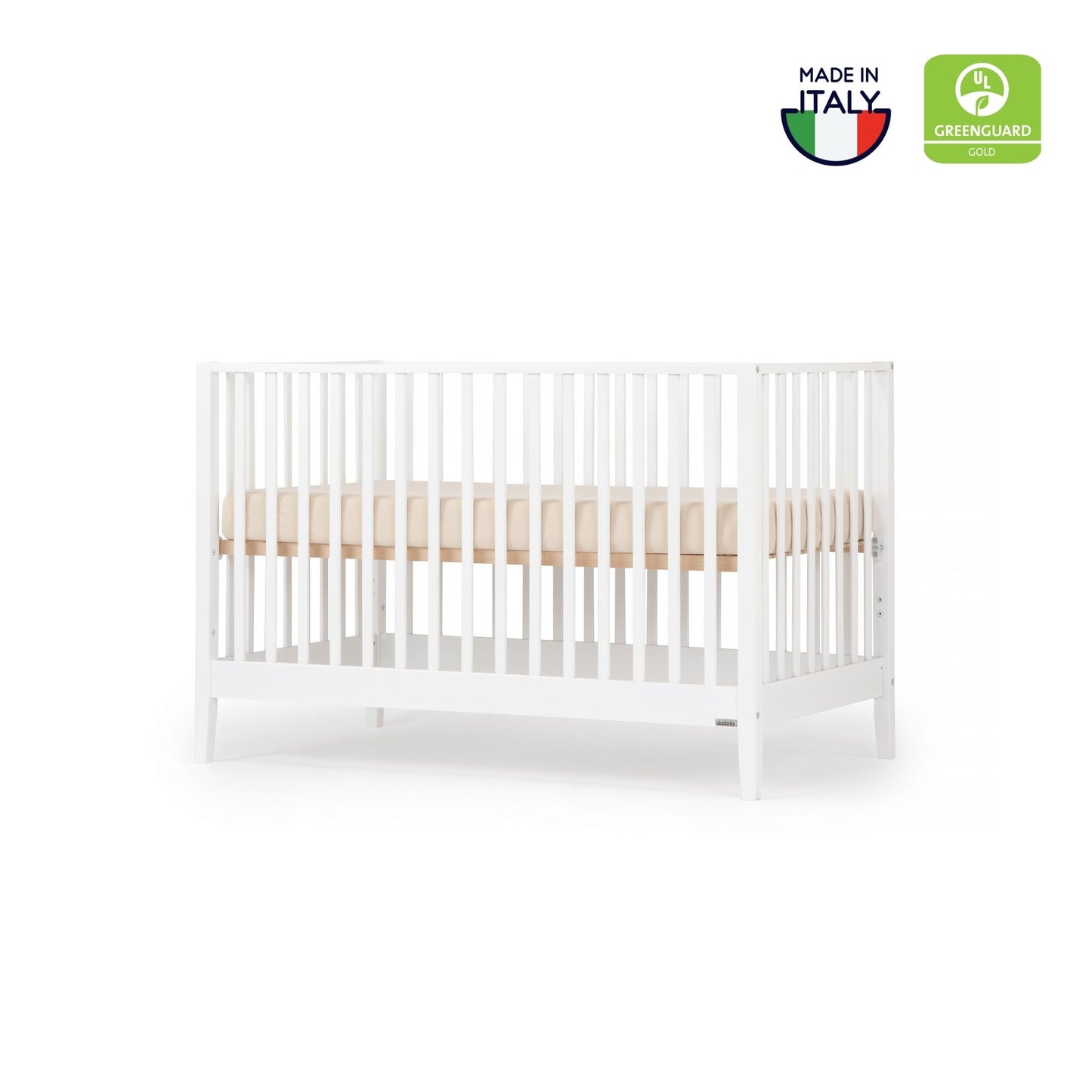 Lala 3-in-1 convertible crib, white