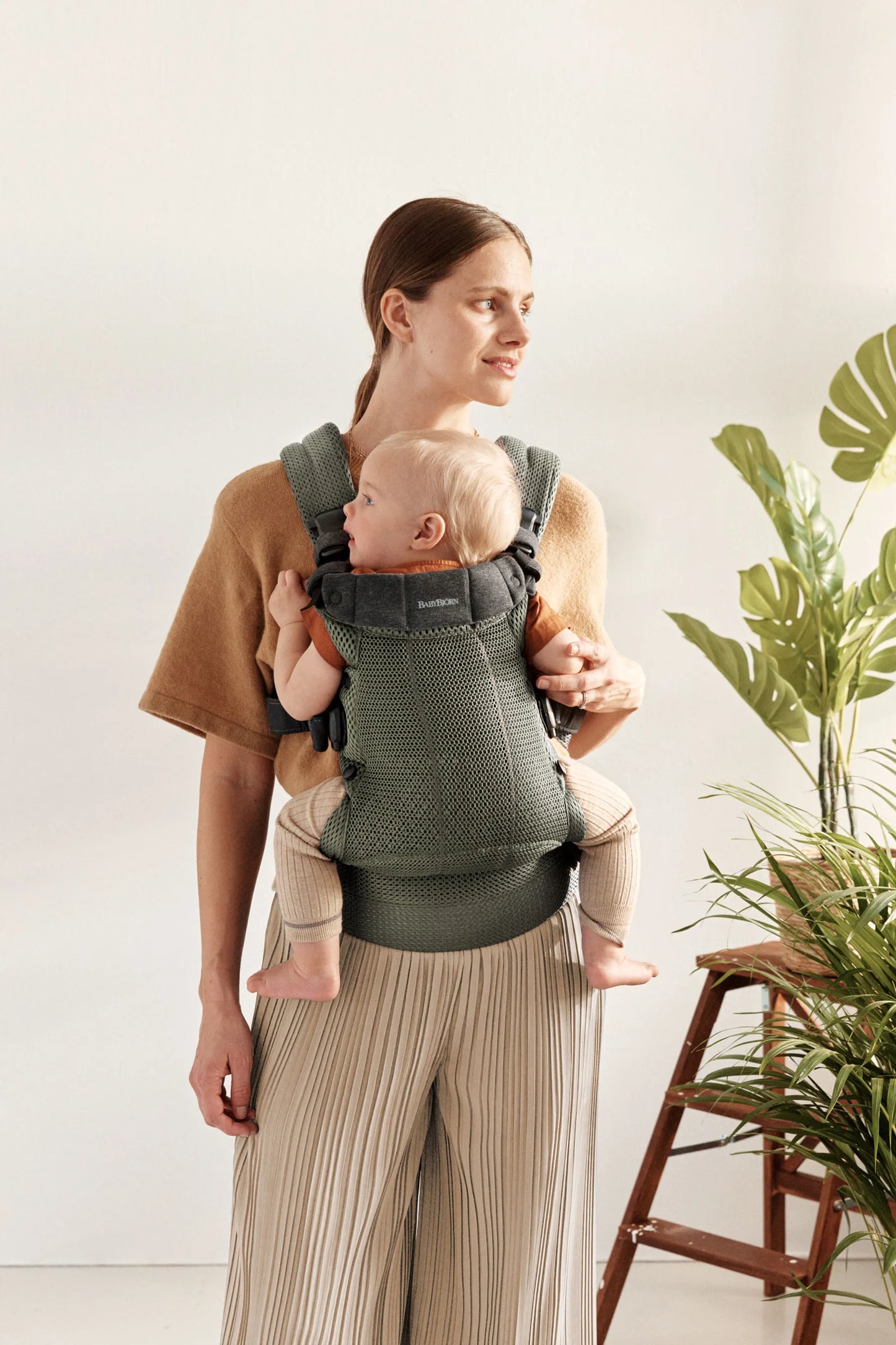BabyBjörn Baby Carrier Harmony
