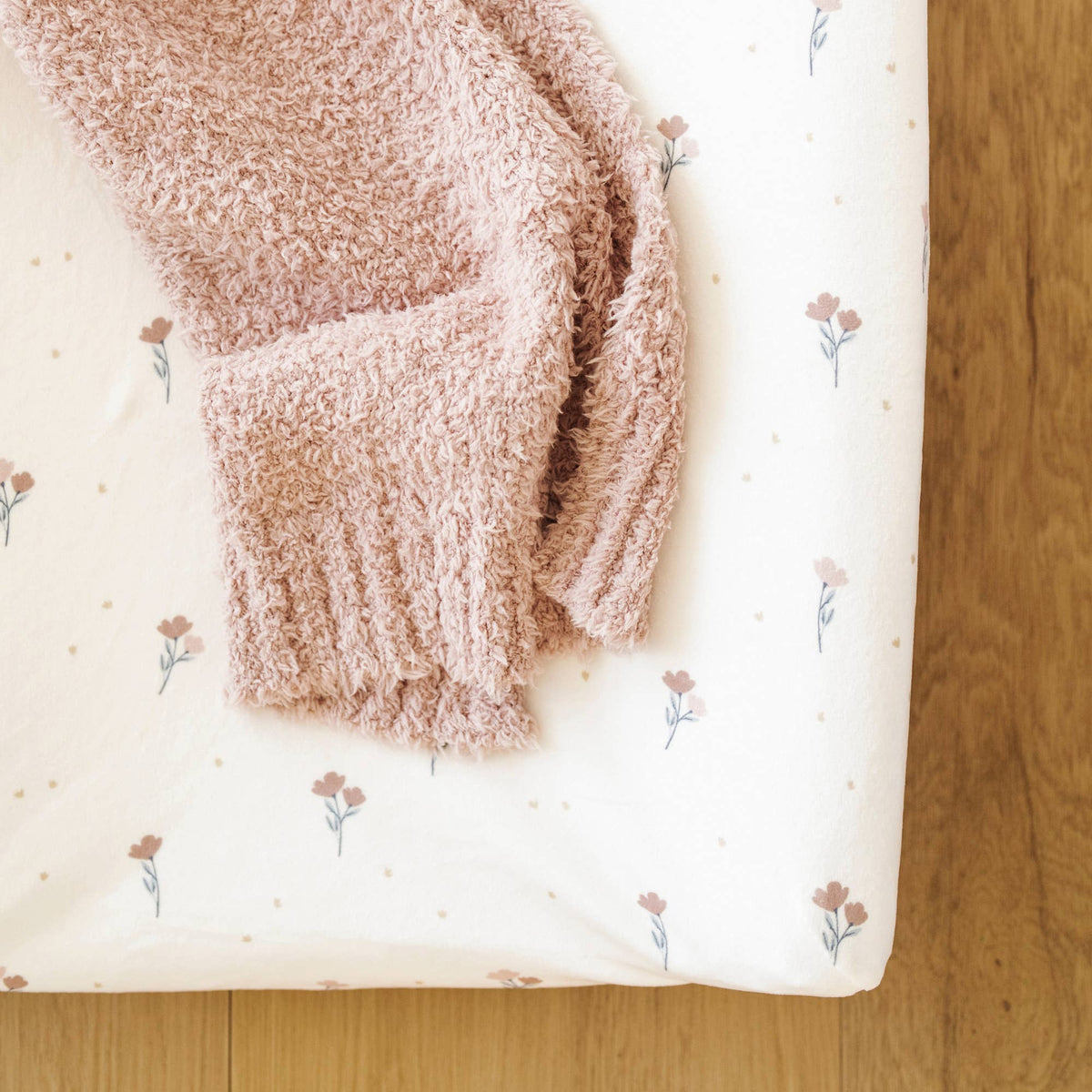 Saranoni Minky Stretch Luxe Crib Sheets