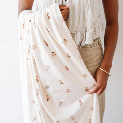 Saranoni Minky Stretch Luxe XL Swaddle/Blanket