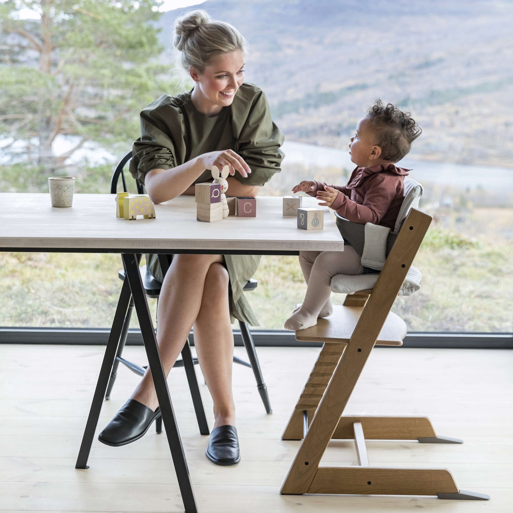 stokke high chair with tray Stokke Tripp Trapp High Chair² with Cushion + Tray, Warm Brown + Anthracite Cushion, Black Tray