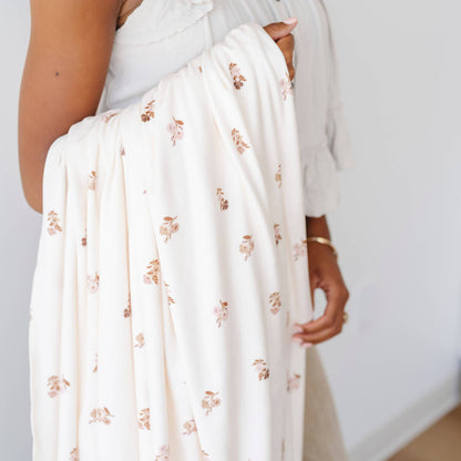 Saranoni Minky Stretch Luxe XL Swaddle/Blanket