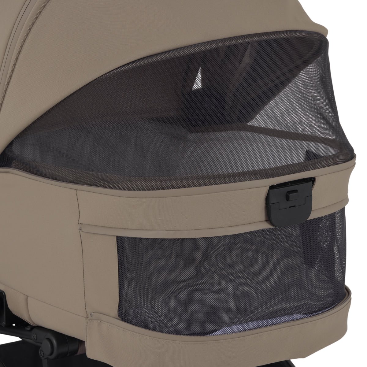 Silver Cross Nia Compact Bassinet