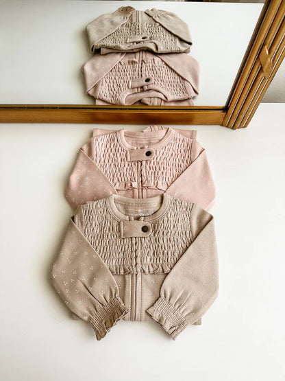 Organic Smocked Zipper Footie in Oatmeal Dots