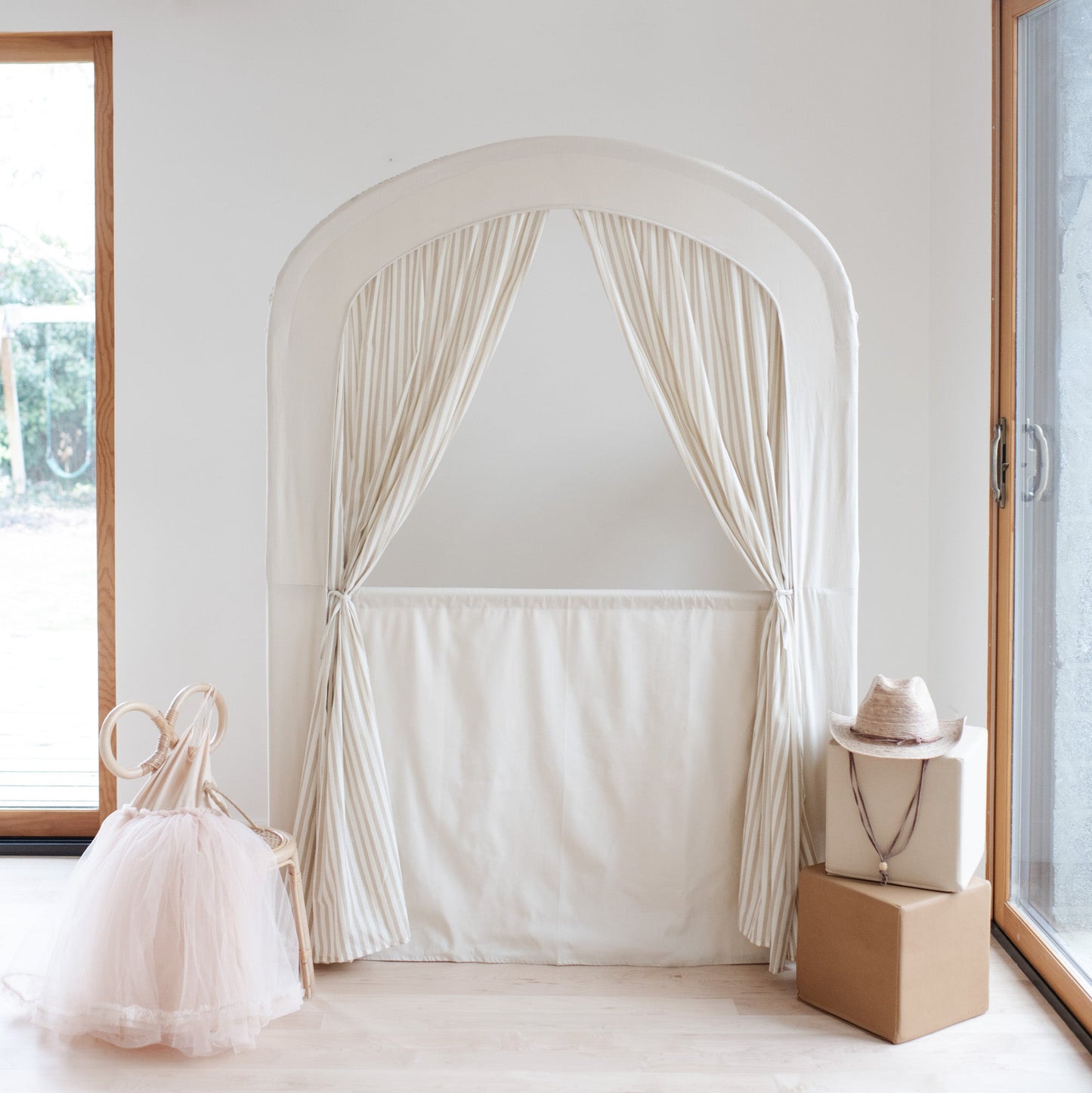 Wholesale Play Theatre