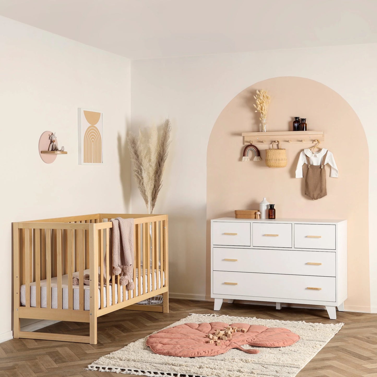 Austin 3-in-1 convertible crib - natural