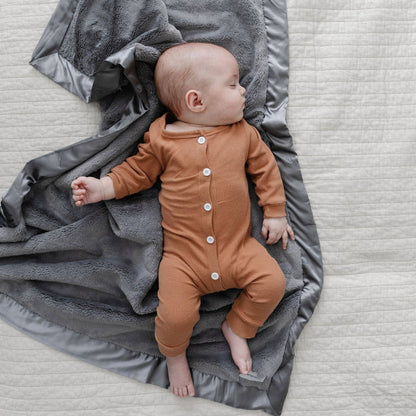Satin Border Receiving - Gray