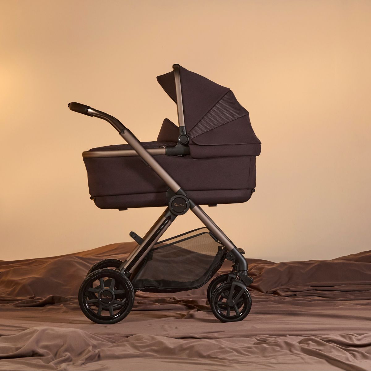 Silver Cross Reef 2 First Bed Folding Bassinet